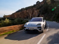 Porsche Macan Turbo 2025 Longsleeve T-shirt #1582555
