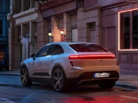 Porsche Macan Turbo 2025 tote bag #1582569