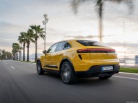 Porsche Macan Turbo 2025 Mouse Pad 1582576