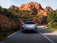 Porsche Macan Turbo 2025 Longsleeve T-shirt #1582586