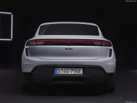 Porsche Macan Turbo 2025 Mouse Pad 1582596
