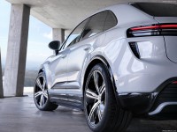 Porsche Macan Turbo 2025 Sweatshirt #1582634