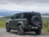 Land Rover Defender Octa 2025 Poster 1588003