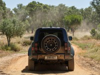 Land Rover Defender Octa 2025 tote bag #1588019