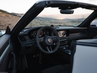 Porsche 911 Carrera GTS Cabriolet 2025 Mouse Pad 1588339