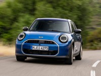 Mini Cooper S 5-door 2025 Mouse Pad 1590945