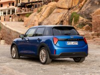 Mini Cooper S 5-door 2025 mug #1590965