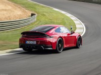 Porsche 911 Carrera 4 GTS 2025 Mouse Pad 1591124