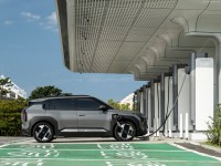 Kia EV3 2025 Longsleeve T-shirt #1592427