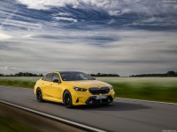 BMW M5 Speed Yellow 2025 Longsleeve T-shirt #1595729