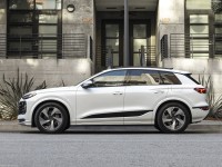 Audi Q6 e-tron [US] 2025 mug #1601585