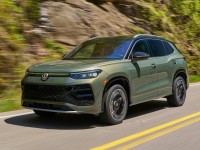 Volkswagen Tiguan SEL R-Line Turbo 2026 mug #1608789
