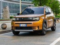 Fiat Grande Panda Hybrid 2025 mug #1609946