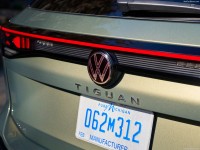 Volkswagen Tiguan [US] 2025 tote bag #1610954