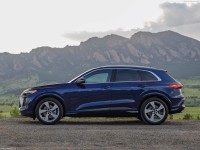 Audi Q5 [US] 2025 Poster 1611543
