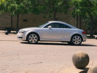 Audi TT Coupe [UK] 1999 Poster 1611743
