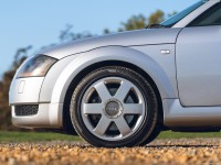 Audi TT Coupe [UK] 1999 magic mug #1611787