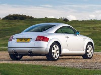 Audi TT Coupe [UK] 1999 Mouse Pad 1611848