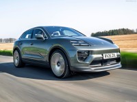 Porsche Macan [UK] 2025 Poster 1616760