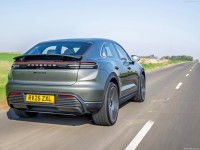 Porsche Macan [UK] 2025 hoodie #1616782