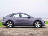 Porsche Macan [UK] 2025 Longsleeve T-shirt #1616858