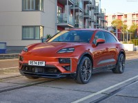 Porsche Macan Turbo [UK] 2025 Poster 1616864