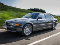 BMW 750iL 1999 Mouse Pad 1617515