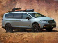 Chrysler Pacifica Grizzly Peak Concept 2025 mug #1617789