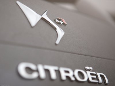 Citroen DS4 Racing Concept 2012 Poster 16776