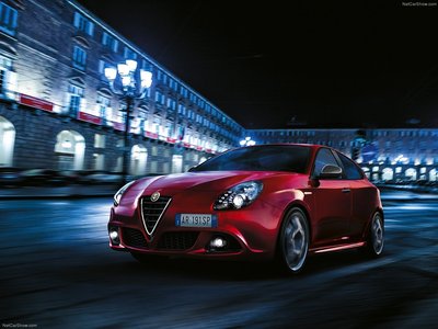 Alfa Romeo Giulietta Sprint 2015 poster