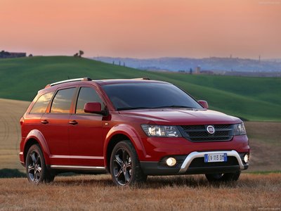 Fiat Freemont Cross 2015 canvas poster