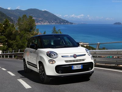 Fiat 500L 2013 puzzle 21222