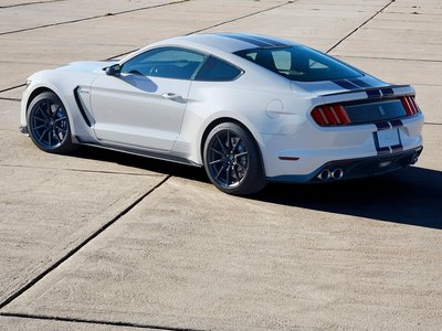 Ford Mustang Shelby GT350 2016 calendar