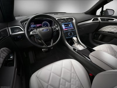 Ford Mondeo Vignale Concept 2013 hoodie