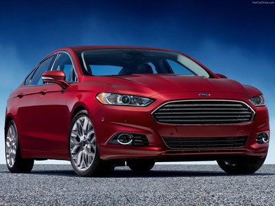 Ford Fusion 2013 Poster 22630