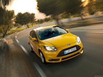 Ford Focus ST 2013 canvas poster