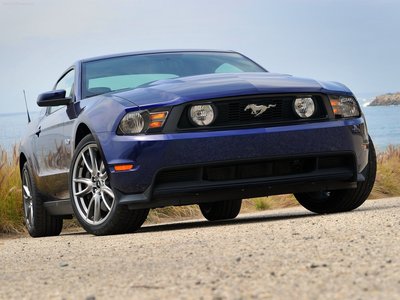 Ford Mustang GT 2011 mouse pad