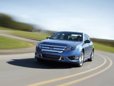 Ford Fusion 2010 canvas poster