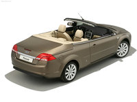 Ford Focus Coupe Cabriolet 2006 Sweatshirt #24053