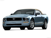 Ford Mustang Convertible 2005 Mouse Pad 24234