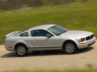 Ford Mustang 2005 canvas poster