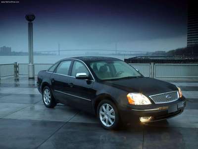 Ford Five Hundred Limited 2005 canvas poster