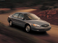 Ford Taurus 2003 Poster 24578