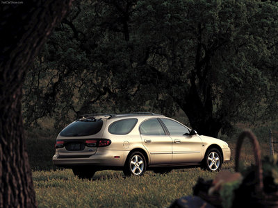 Ford Taurus 2003 Poster with Hanger