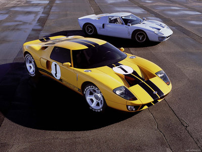 Ford GT40 Concept 2002 mouse pad