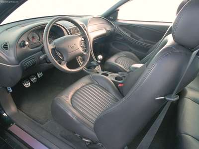 Ford Mustang Bullitt GT 2001 pillow