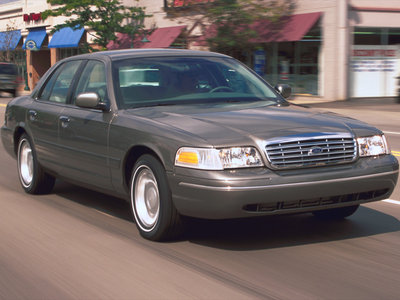 Ford Crown Victoria 2001 canvas poster