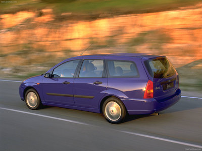 Ford Focus Estate 1998 canvas poster