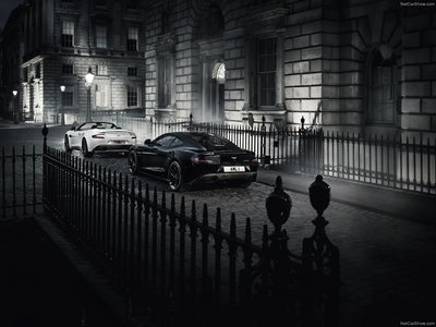 Aston Martin Vanquish Carbon Black 2015 mouse pad