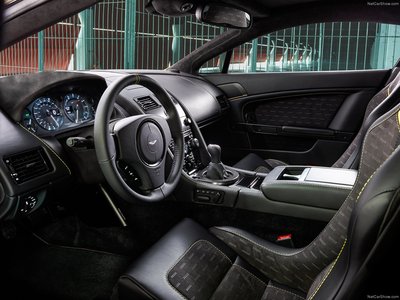 Aston Martin V8 Vantage N430 2015 tote bag